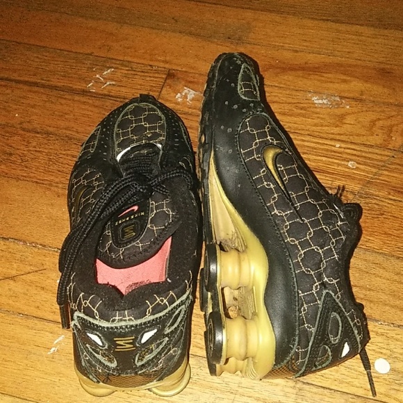 Nike Shox - Picture 2 of 2